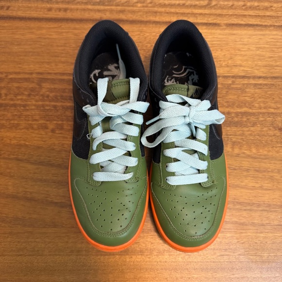 Nike Dunk Low Green Mandarin women’s Size 7.5 - Picture 2 of 8